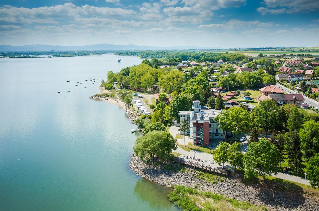 Hotel Osrodek Wypoczynkowy Rybak Nysa Esterno foto